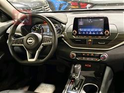 نيسان ألتيما